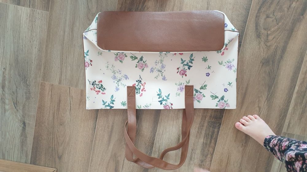 Geanta flori Primark