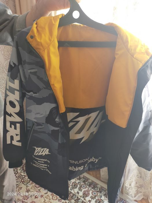 Продам подросковую куртку