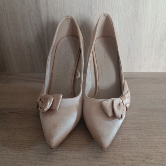 37 номер токчета с панделка  бежово