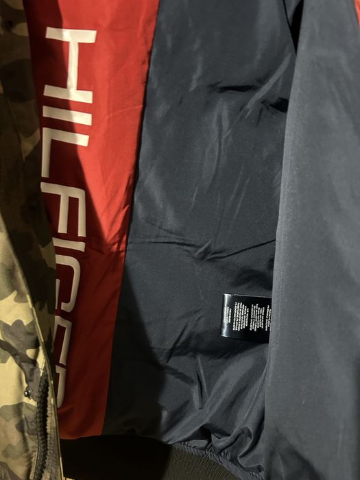 Geaca Tommy Hilfiger