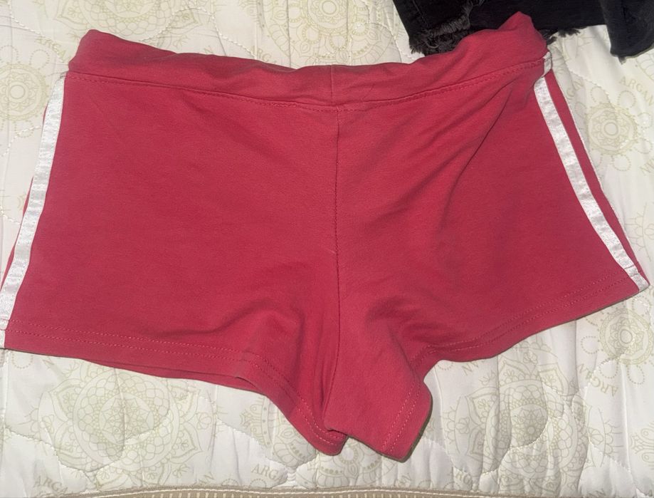 Pantaloni scurti adidas