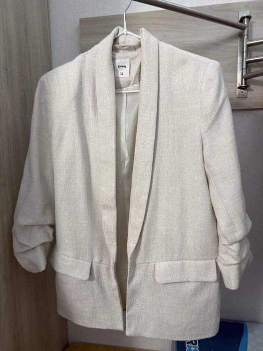 Бежово сако Sinsay