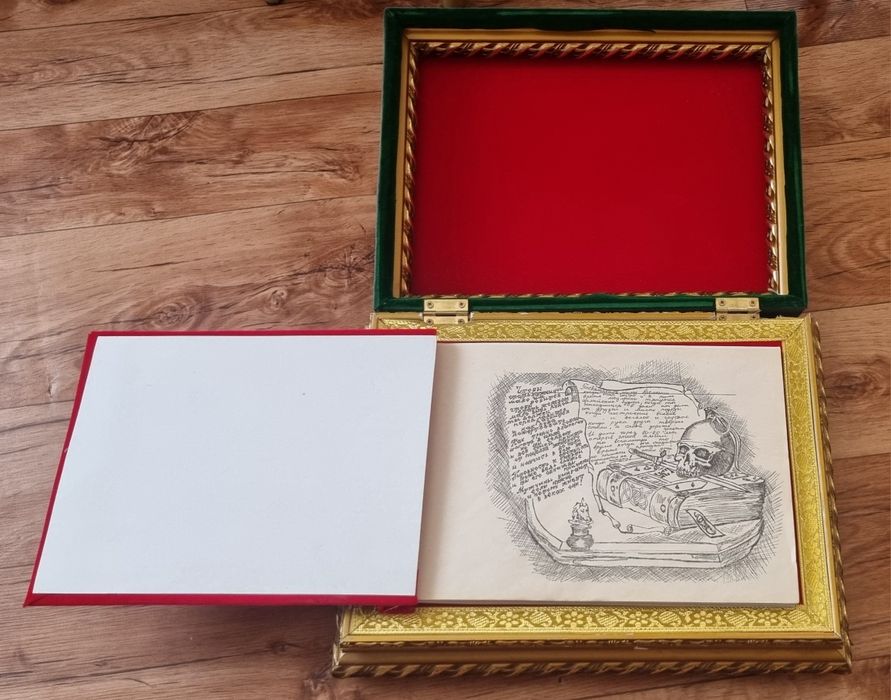 Продам дембельский альбом