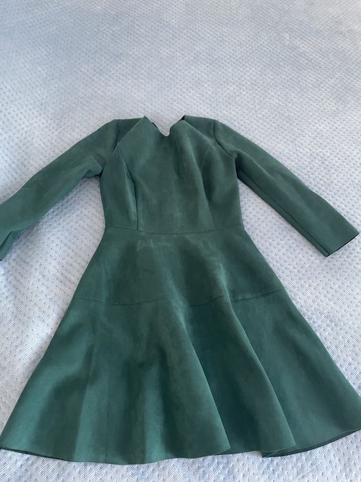 Продам платья размер 42