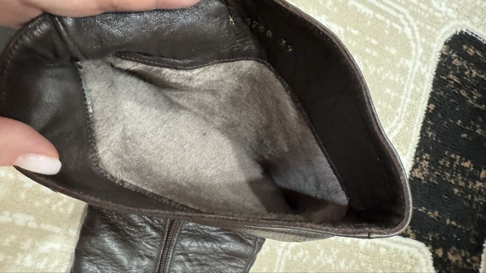 Продам зимние сапоги Tucino