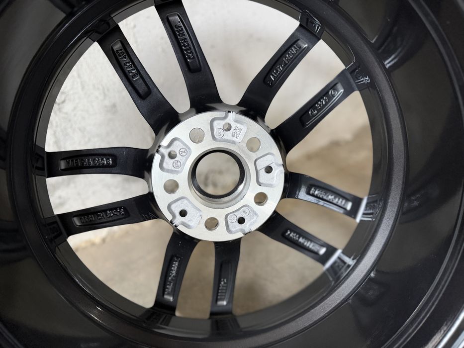 Janta bmw r18 g30/g31 oem style M662 noua!