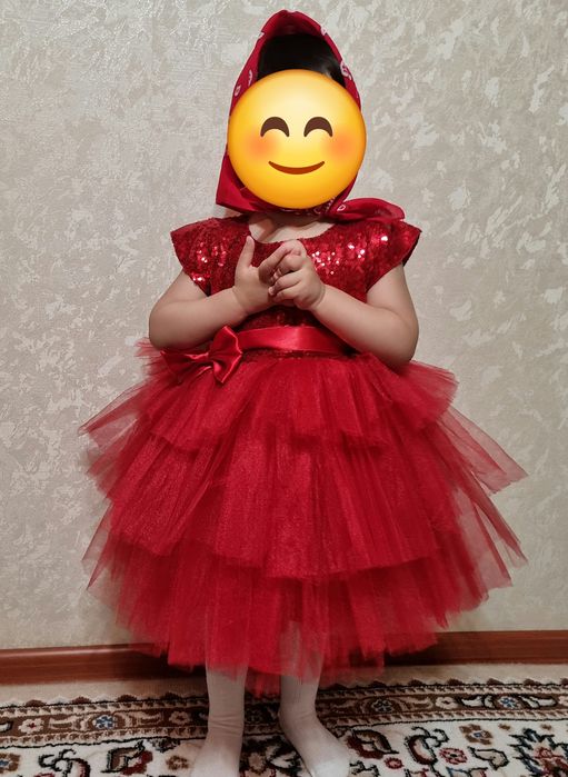 Красивое красное платье для девочек 2–3 лет