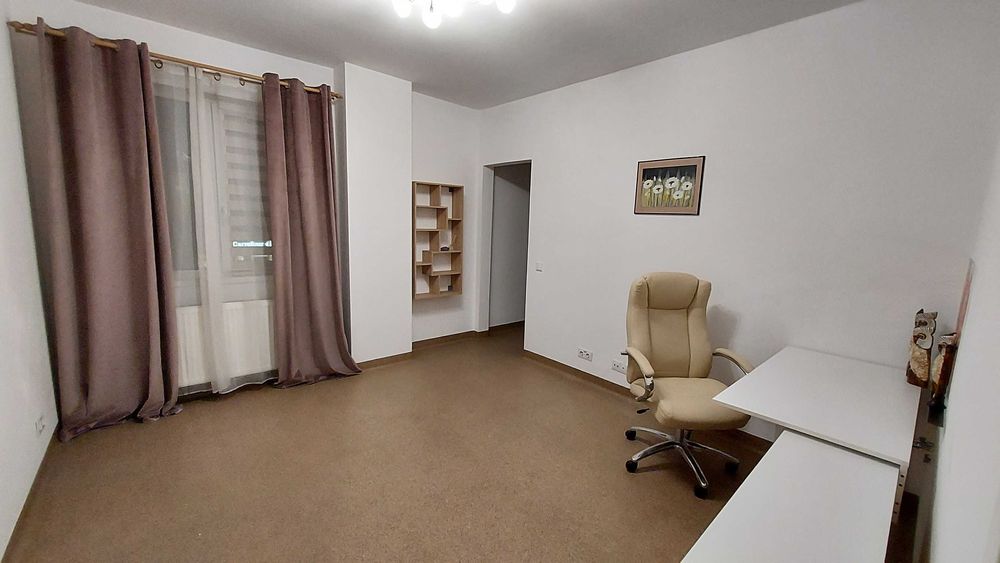 Apartament de închiriat pentru persoane/firmă