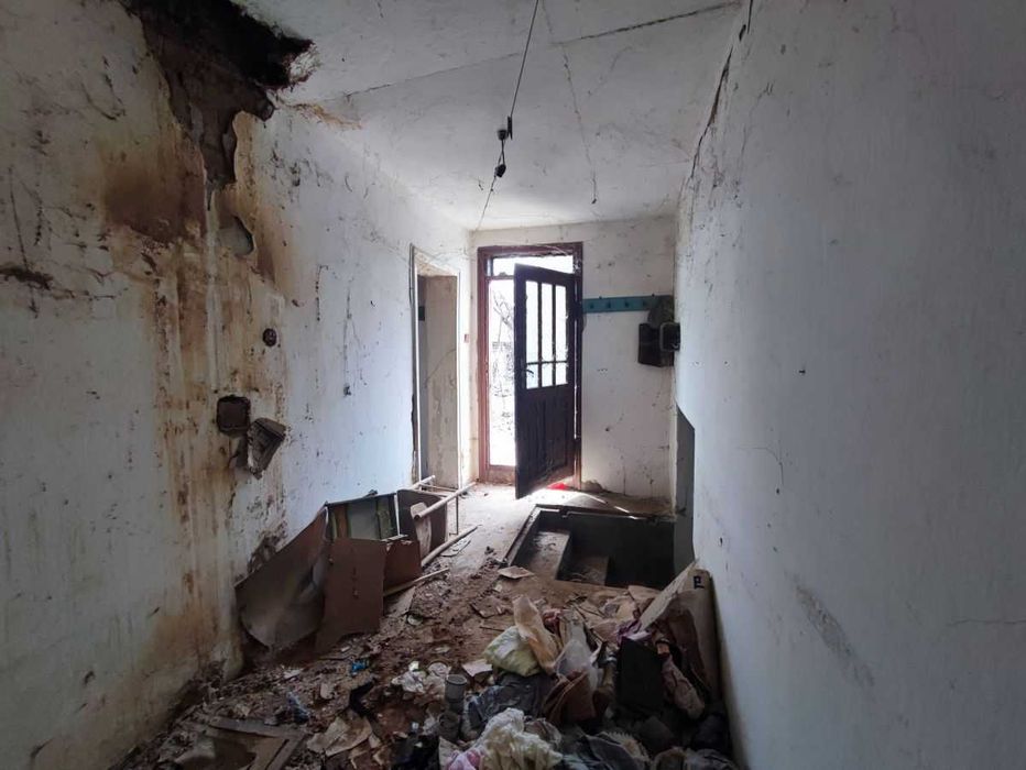 Къща с двор в с. Морава, общ. Свищов