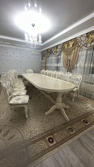 Продам стол+15стулья