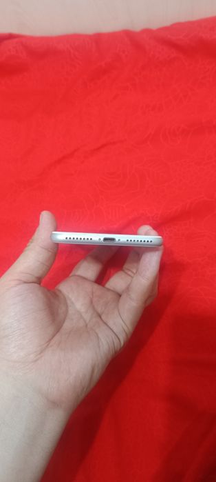 Apple Iphone 7 Plus 128GB Silver White Original Flagman Igravoy Ideal