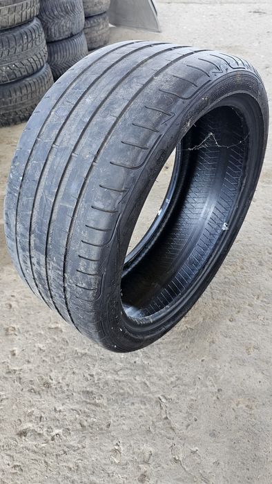 1 бр Goodyear 255 35 19 лятна гума дот 21