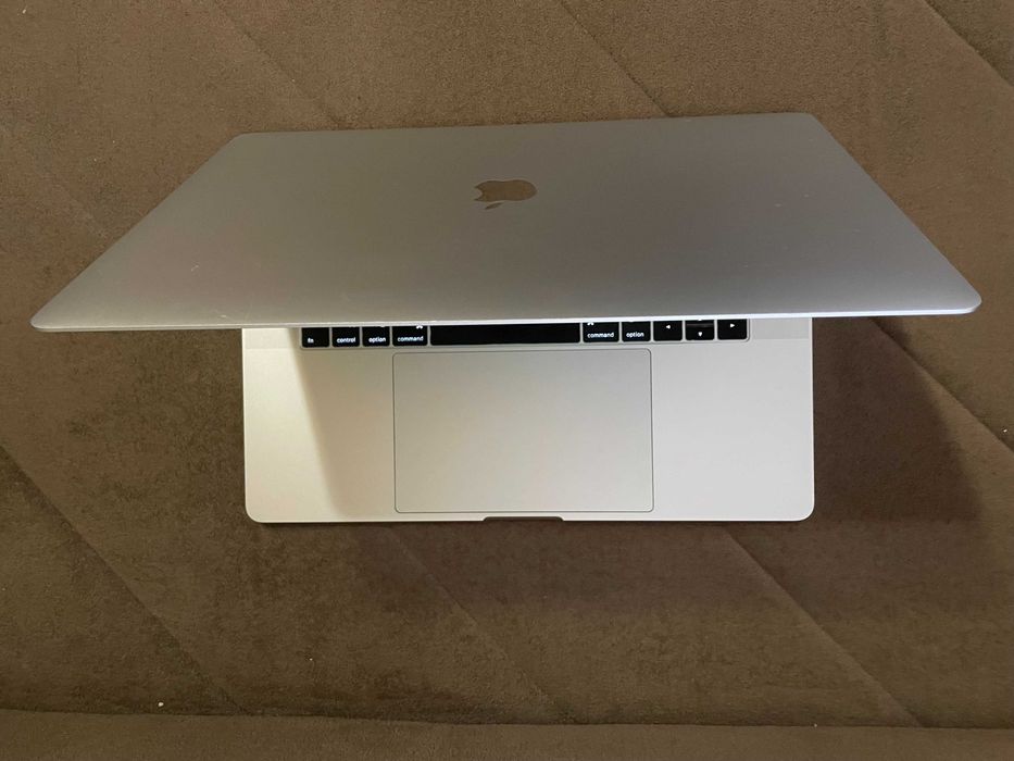 15" MacBook Pro А1707 Touch/Mid-2017/-i7/16GB RAM/256GB SSD