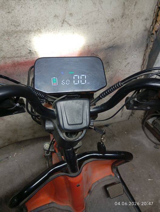 Трицикл 60V продам