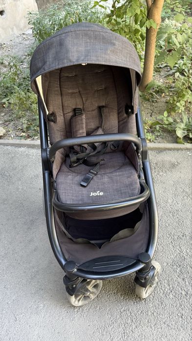 Продам коляску и люльку Joie