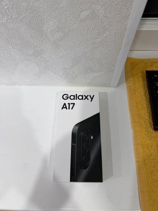 Продам телефон Samsung A17