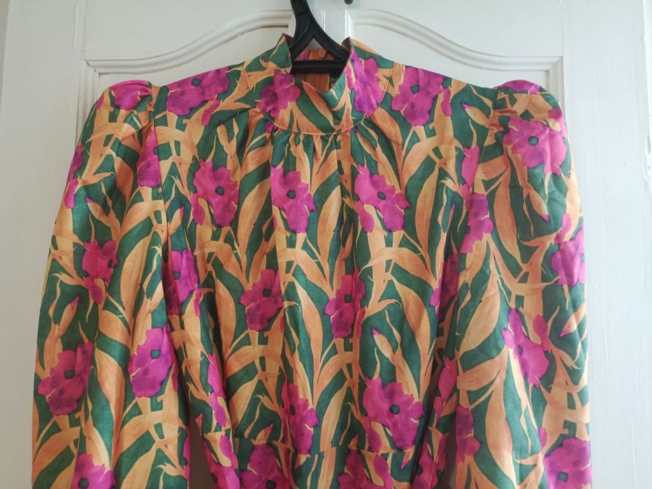 Яркое платье 44-46 размер