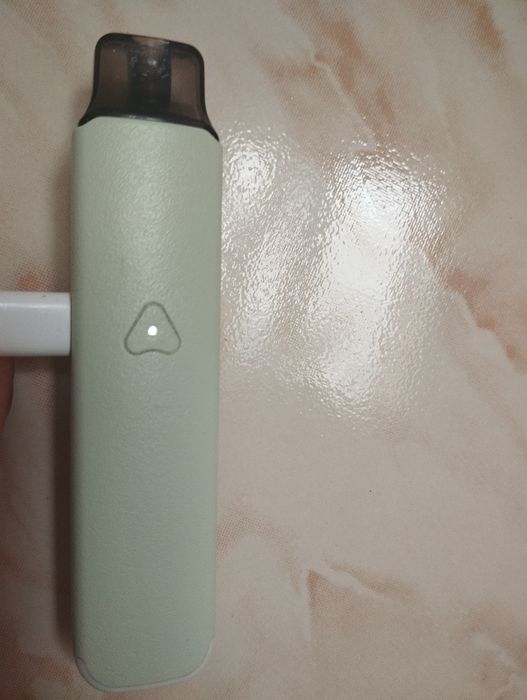 Vând vape airscream folosit o singura data