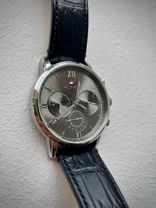 Ceas Tommy Hilfiger, curea de piele