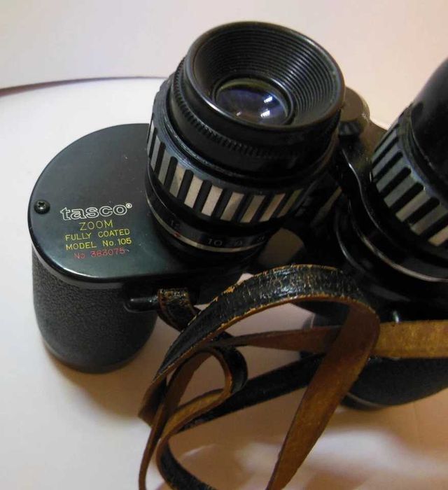 бинокль японский Tasco 6-12х32
