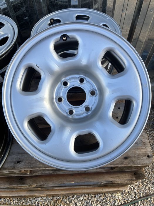 16 цола 6 х 114.3 мм Нисан Навара , Патфайндер , Nissan