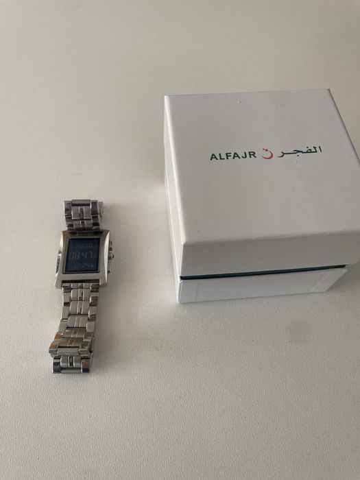 Часы al-fajr оригинал 100%