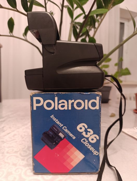 Винтажный Polaroid 636 Close Up
