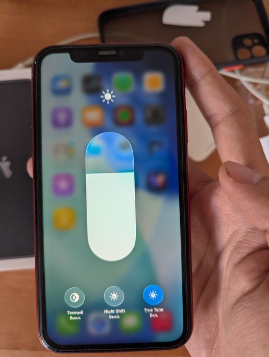 Iphone 11 64гб фейс тру тон есть 75акб