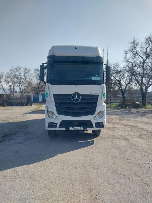 Mercedes Actros