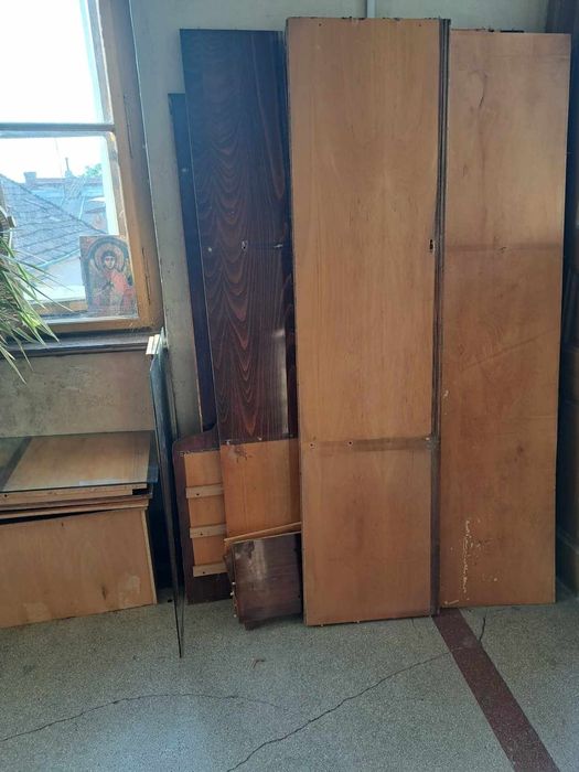 Golire apartamente, Debarasare canapele, Transport mobila, mutari etc.