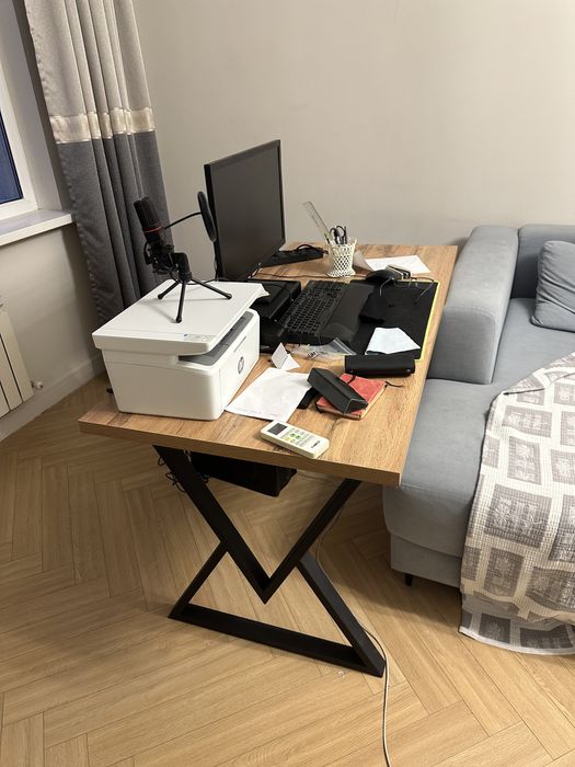 Продам письменный стол