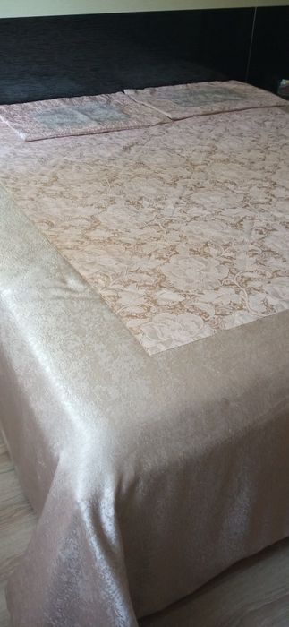 Покрывало на кровать