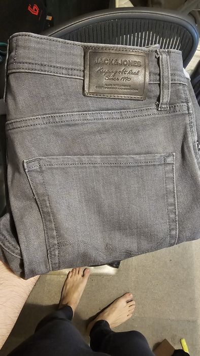 Pantaloni scurți Jack & Jones (size m)