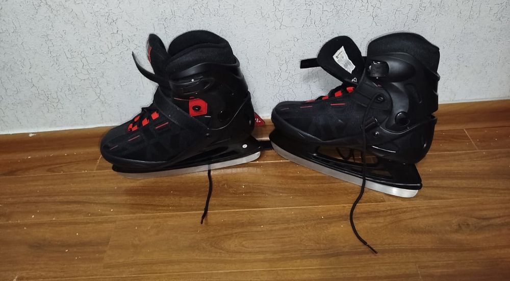 Продам коньки мужские