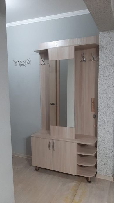 Продам прихожую ...