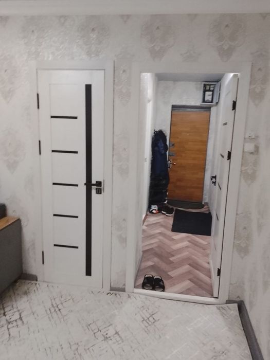 1 Комната Продажа Сергели Спутник 8 1/2/2 квартира чистая