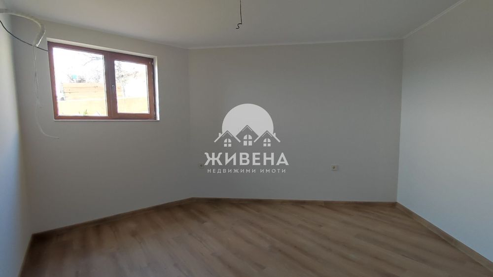 Продавам партерен 2-стаен апартамент, Виница, До ключ, гледка море