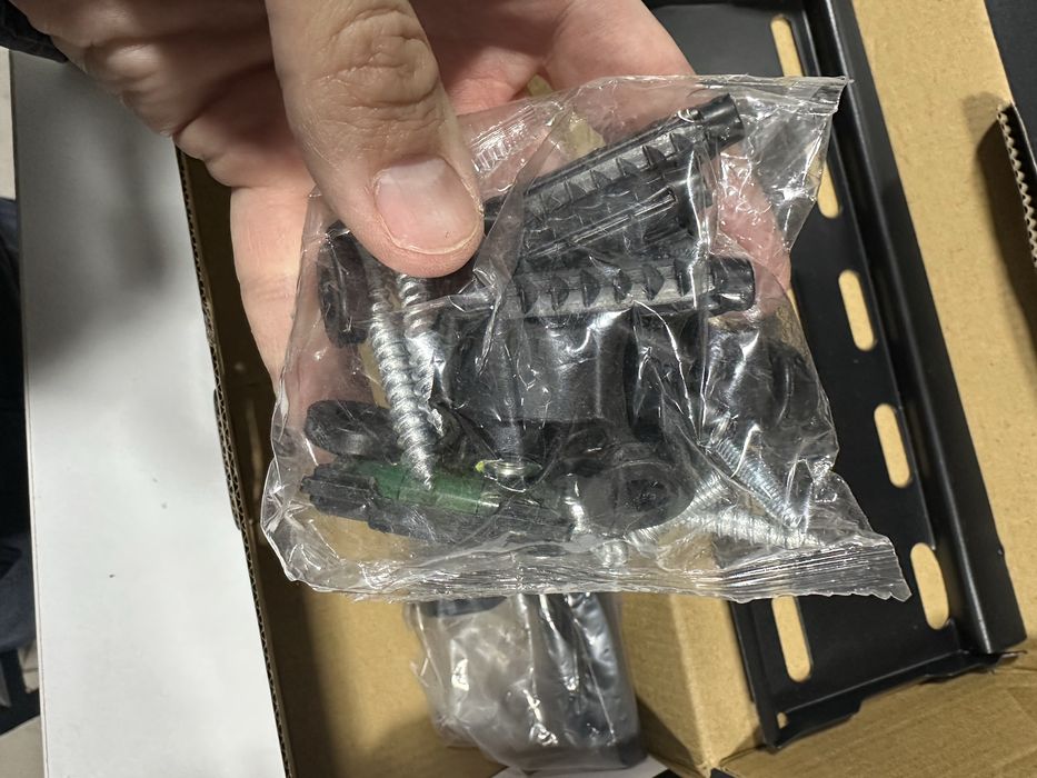 АКЦИЯ!Tv kronshteyn! Kroshteyn Продажа и установка кронштейн для тв!