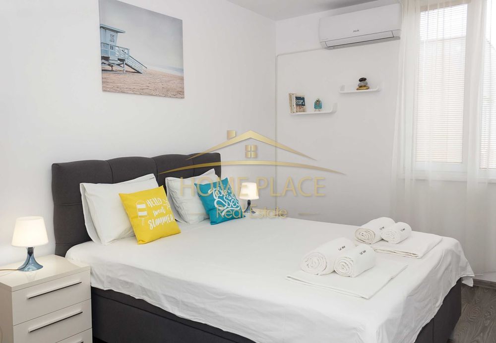 ДВУСТАЕН апартамент под наем - Център