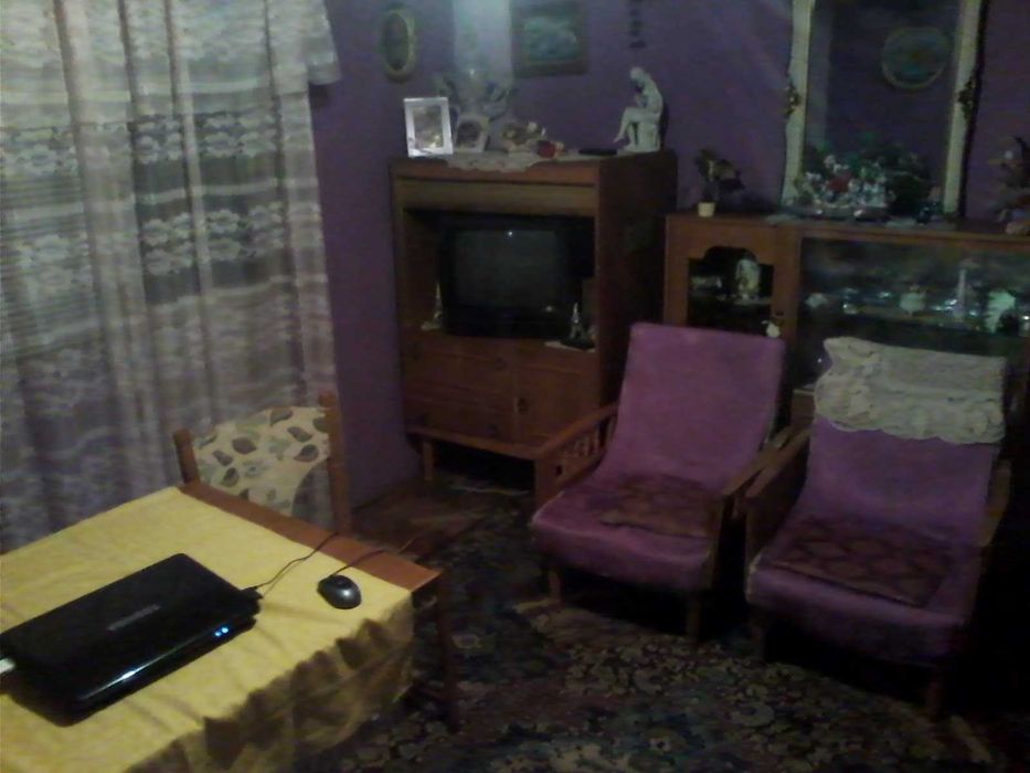 Apartament 4 camere, 90 mp, decomandat – Zona Nord, Caransebeș | Ideal pentru renovare