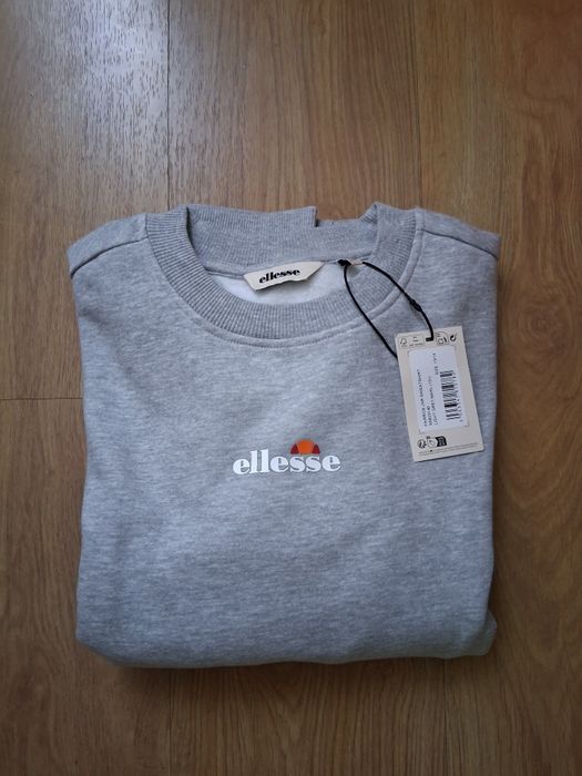 Hanorac ellesse nou cu eticheta
