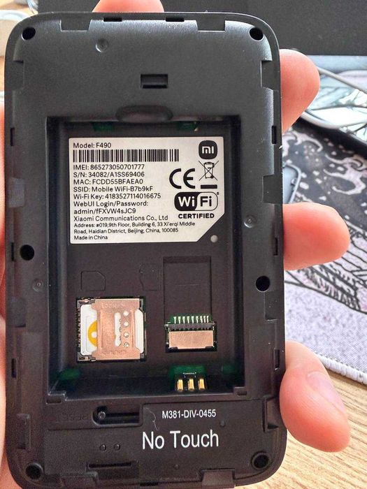 Продавам мобилен 4G LTE Wi-Fi рутер Xiaomi F490 (бисквитка)