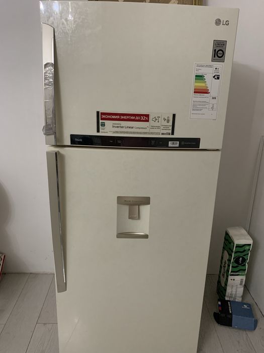Продам холодильник LG