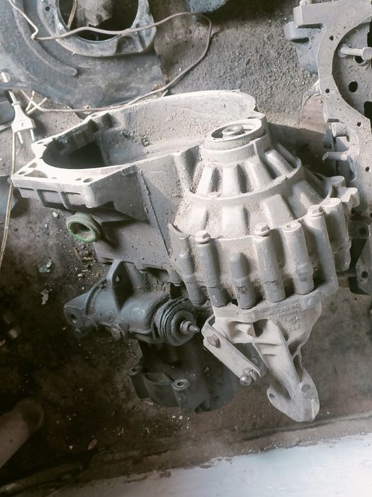 Запчасти на golf 3 1.8