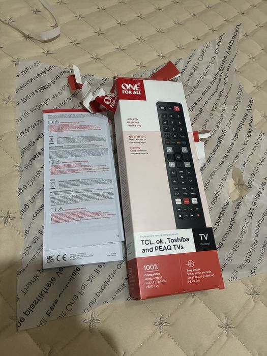 Чисто ново Универсално Дистанционно One For All URC4922 (TCL, Thomson, Toshiba, Real)