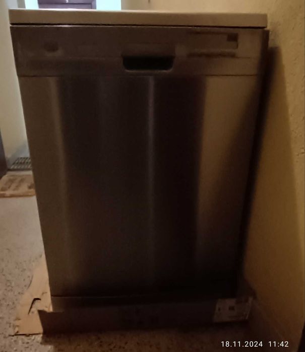 Съдомияла машина Electrolux ESF 67060 - 60см. XXL профилактирана.