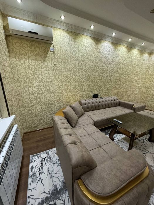 Сдается 2 ком/кв посуточно Сергели метро 3 станция