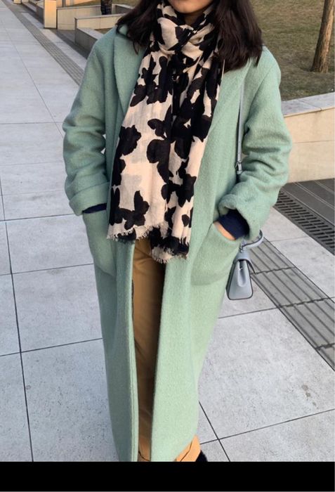 Утепленное пальто бренда AiSho