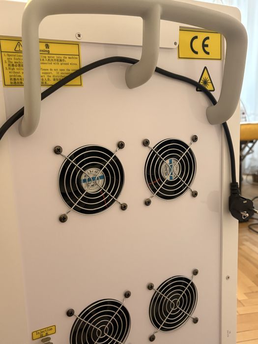 Aparat profesional Laser CO₂ fracționat