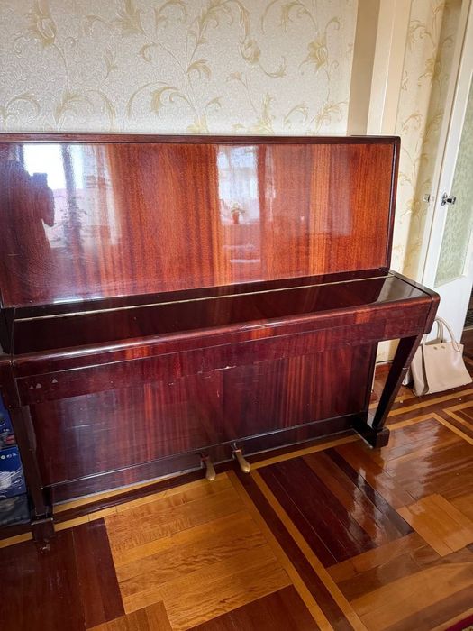 Продаю пианино  Беларусь